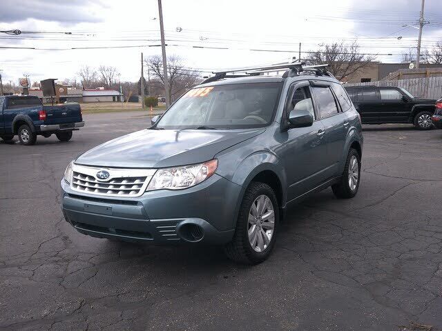 2013 SUBARU Forester