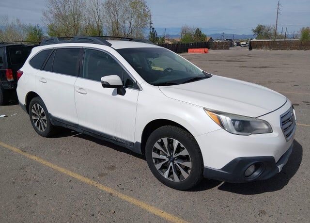2016 SUBARU Outback