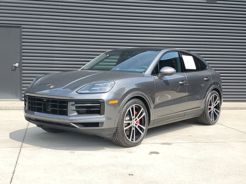 2026 PORSCHE Cayenne