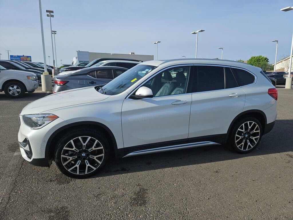 2022 BMW X1