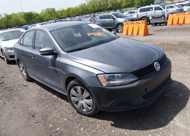 2014 VOLKSWAGEN Jetta