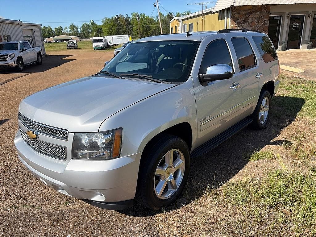 2013 CHEVROLET Tahoe