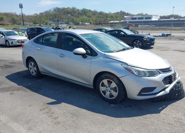 2017 CHEVROLET Cruze