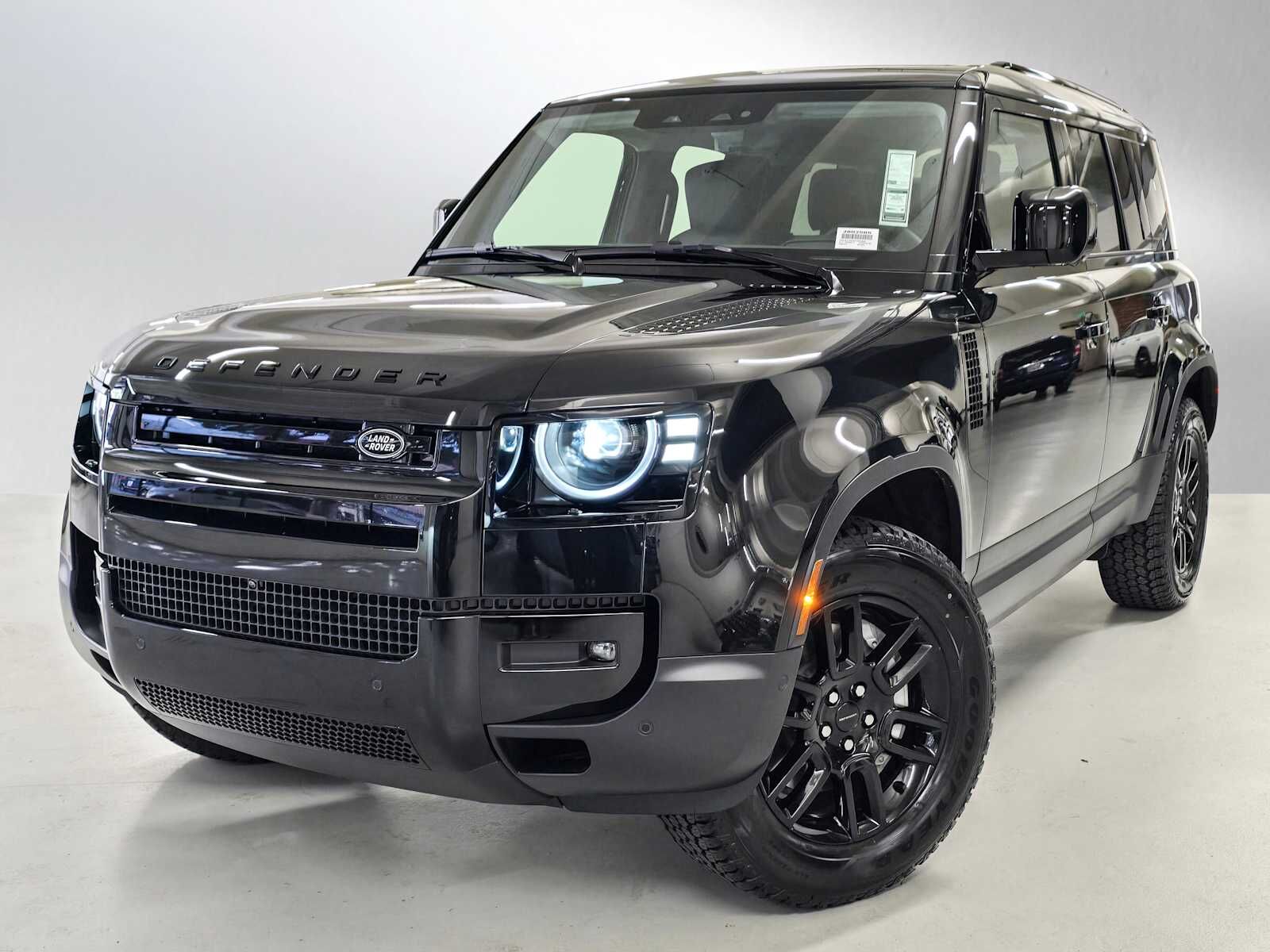 2026 LAND ROVER Defender