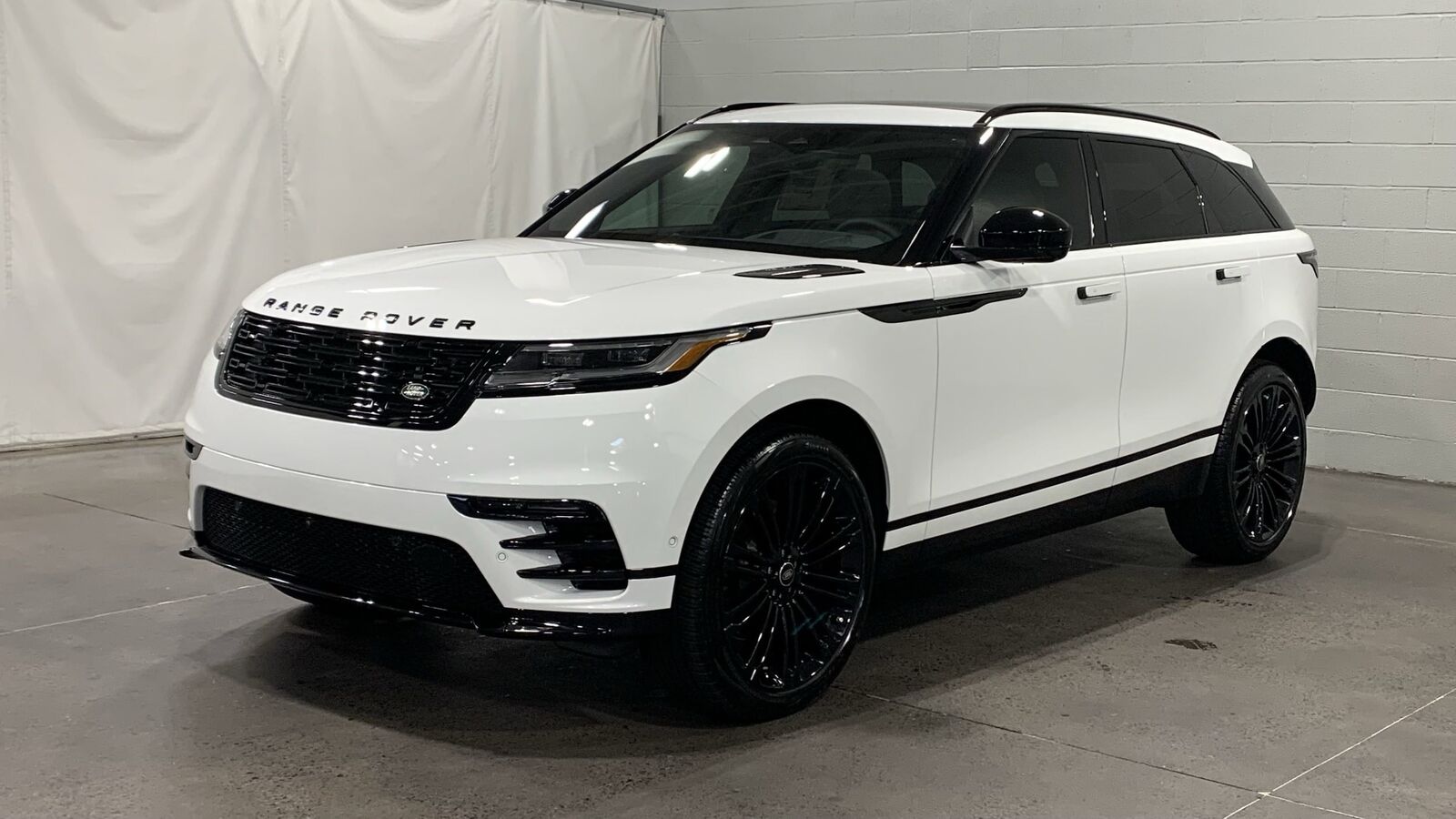2026 LAND ROVER Range Rover Velar