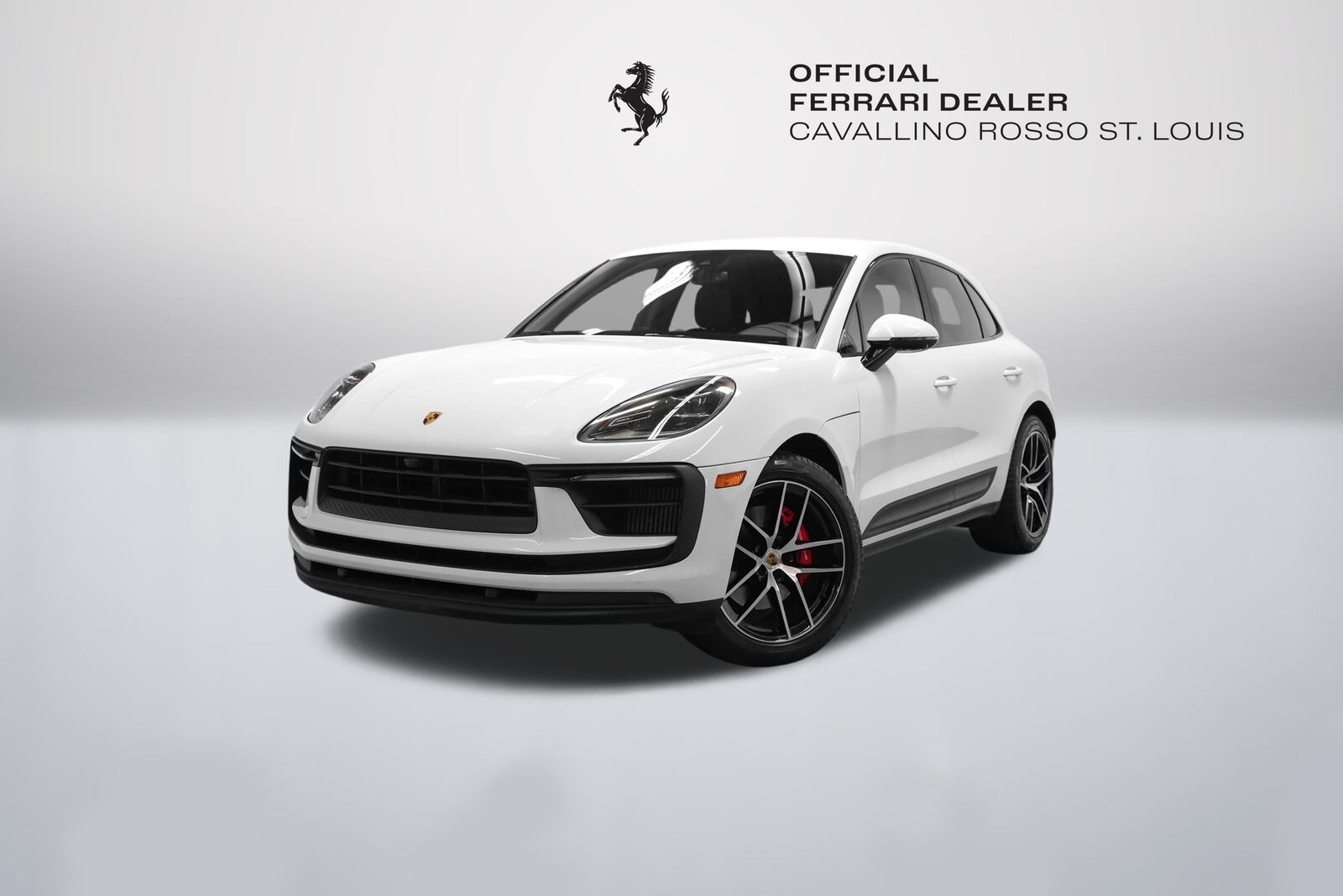 2022 PORSCHE Macan