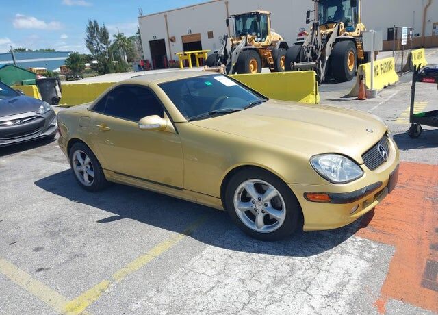 2001 MERCEDES-BENZ SLK-Class