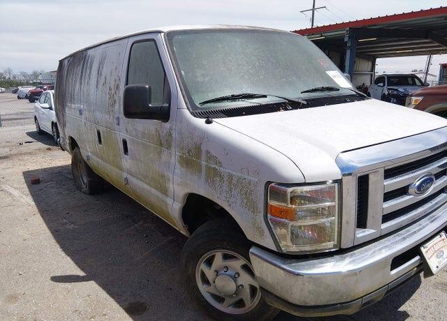 2013 FORD E-250