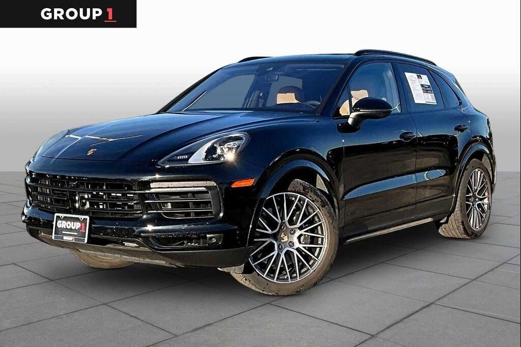 2023 PORSCHE Cayenne