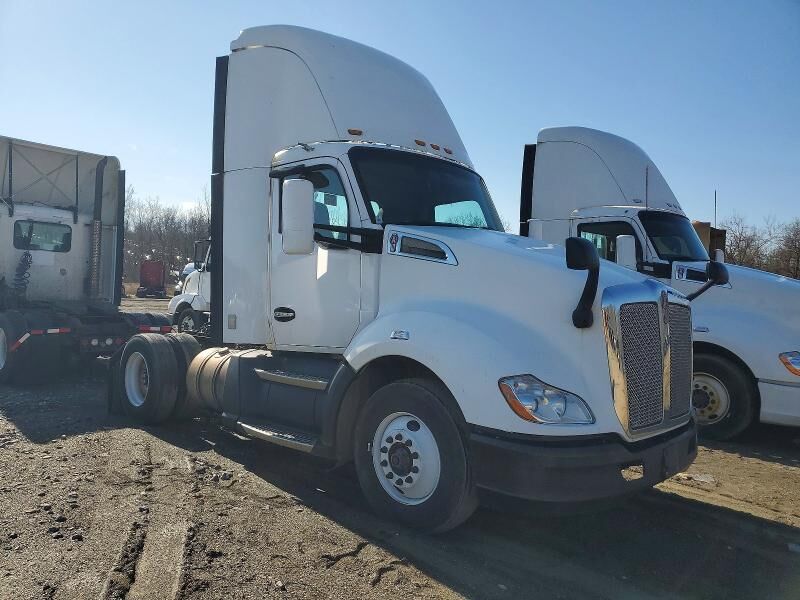 2016 KENWORTH T680