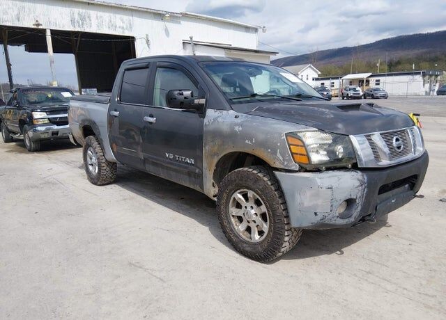 2005 NISSAN Titan