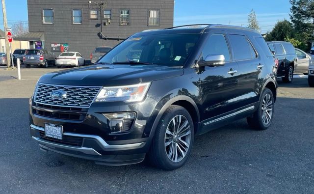 2018 FORD Explorer