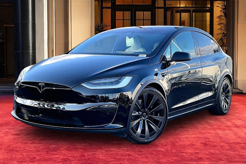 2022 TESLA Model X