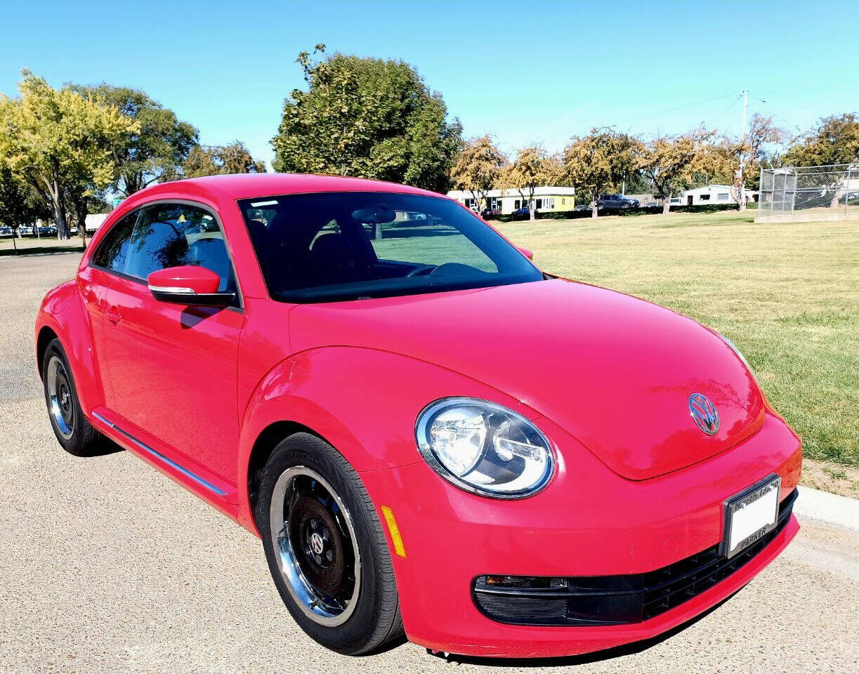 2012 VOLKSWAGEN Beetle