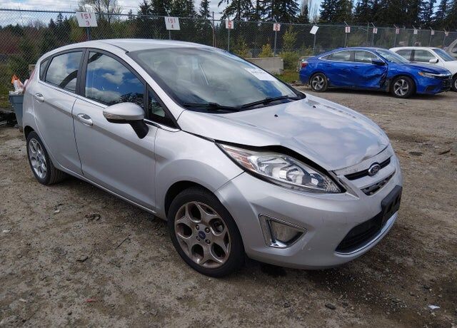 2013 FORD Fiesta