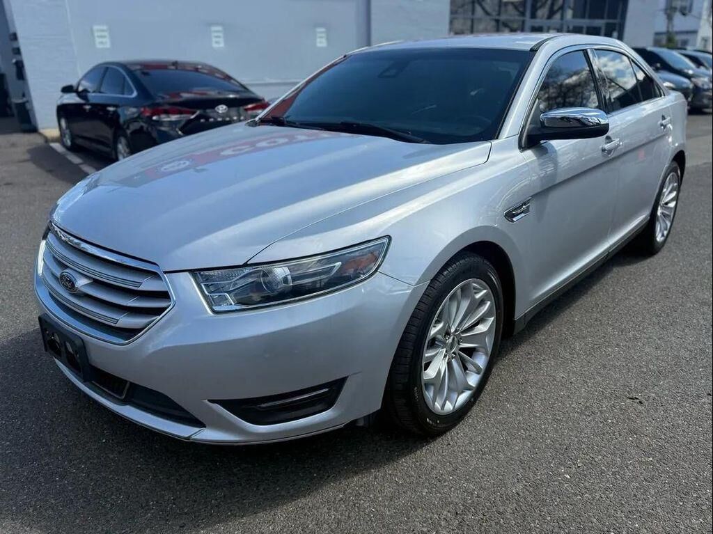 2019 FORD Taurus