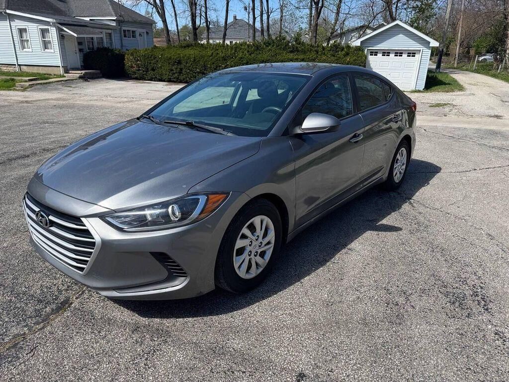 2018 HYUNDAI Elantra