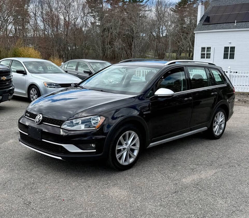 2017 VOLKSWAGEN Golf Alltrack