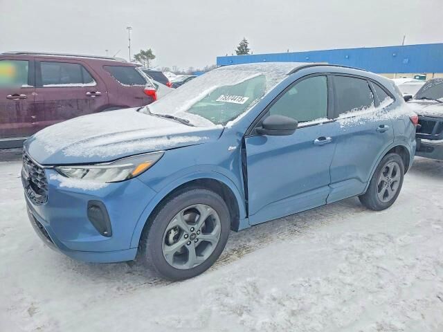 2024 FORD Escape