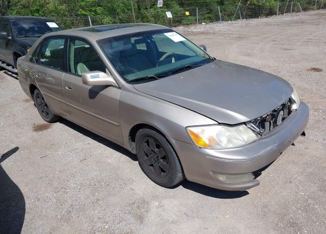 2000 TOYOTA Avalon
