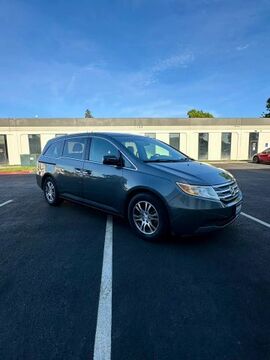 2011 HONDA Odyssey