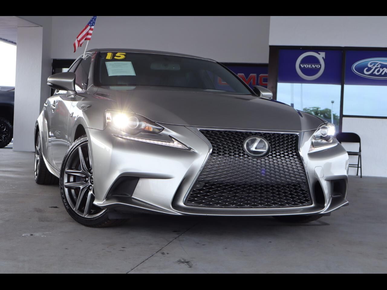2016 LEXUS IS