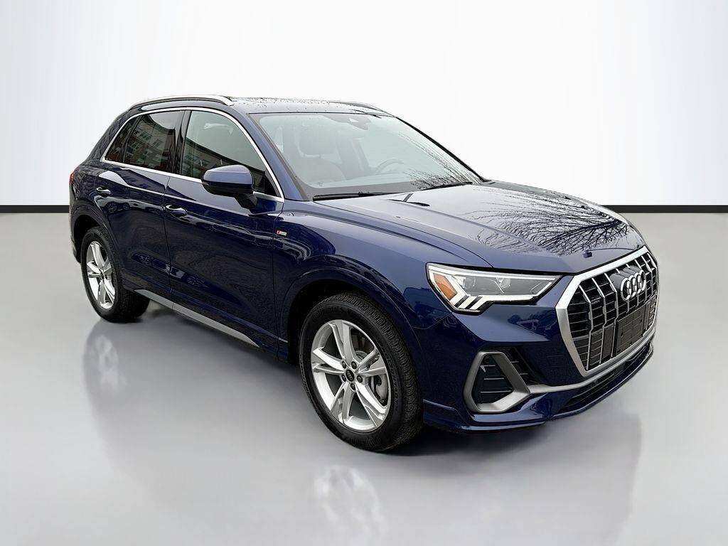 2023 AUDI Q3