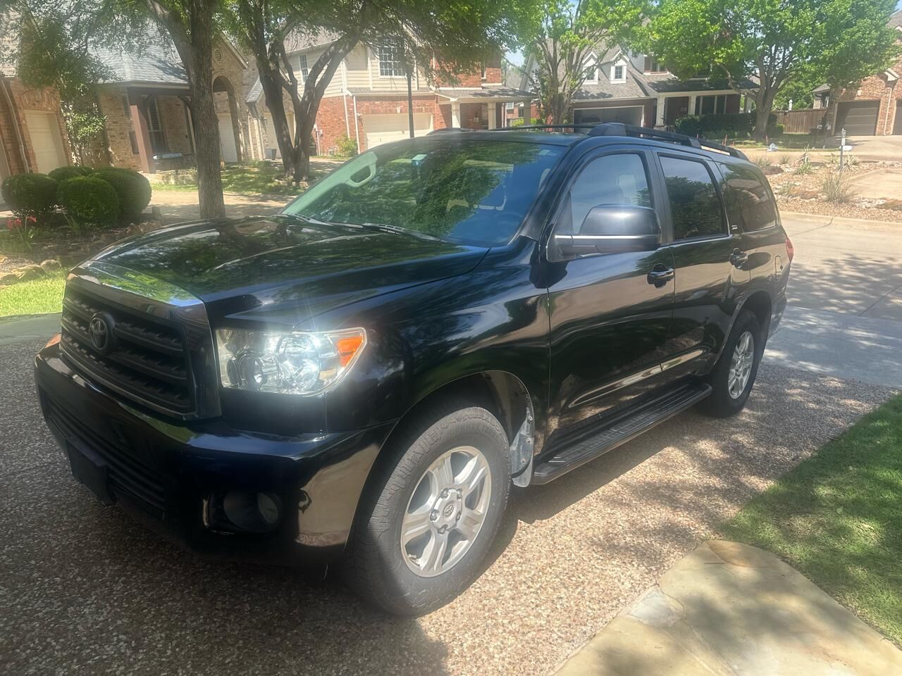 2012 TOYOTA Sequoia