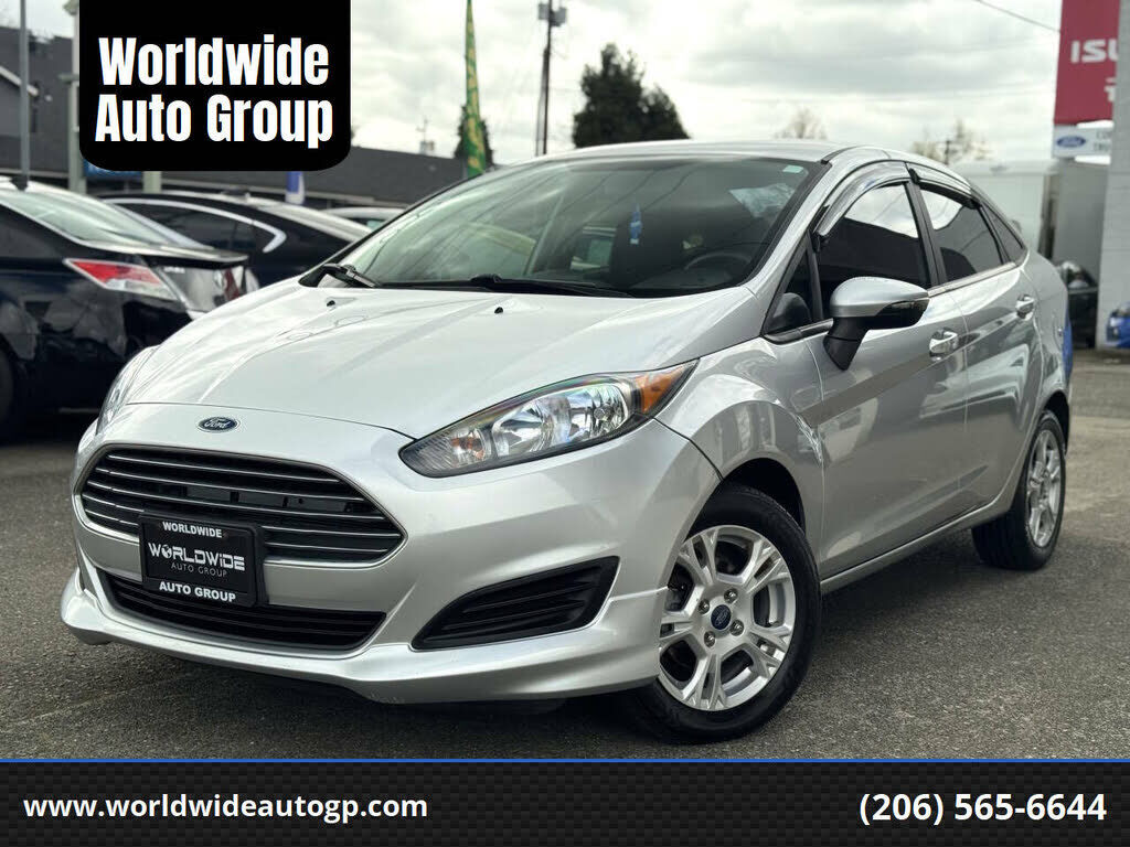 2015 FORD Fiesta