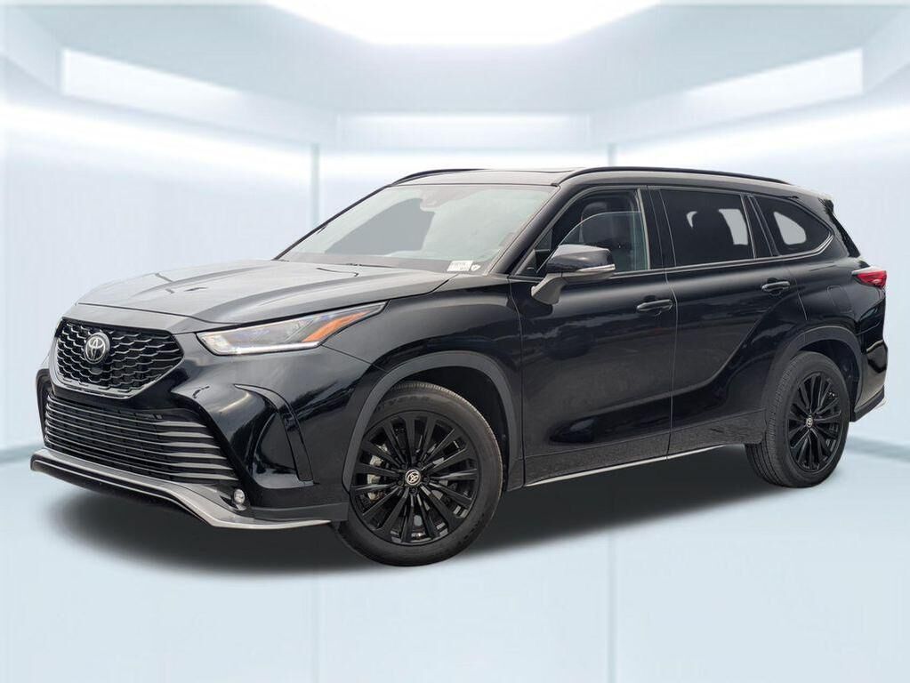 2023 TOYOTA Highlander