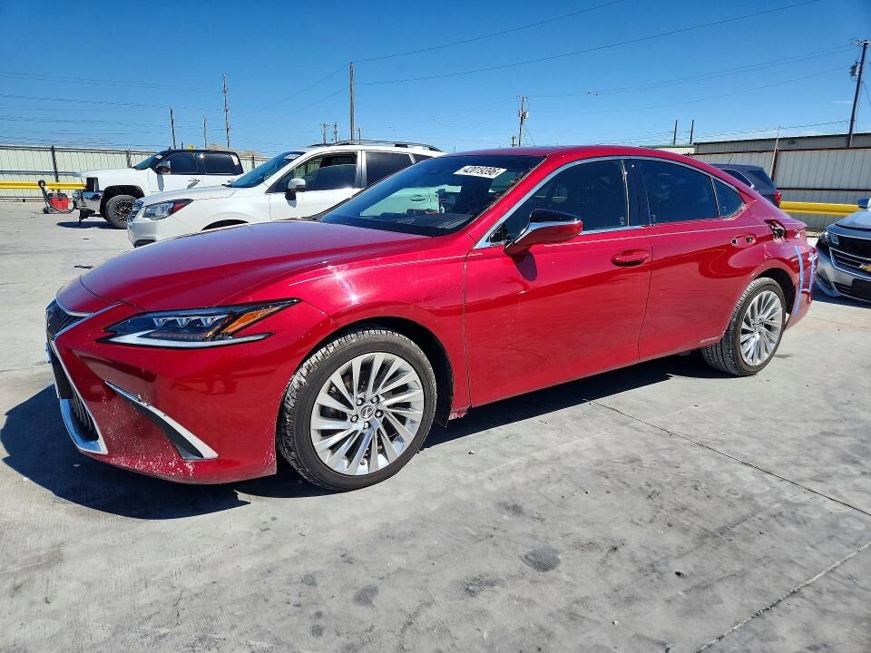 2019 LEXUS ES