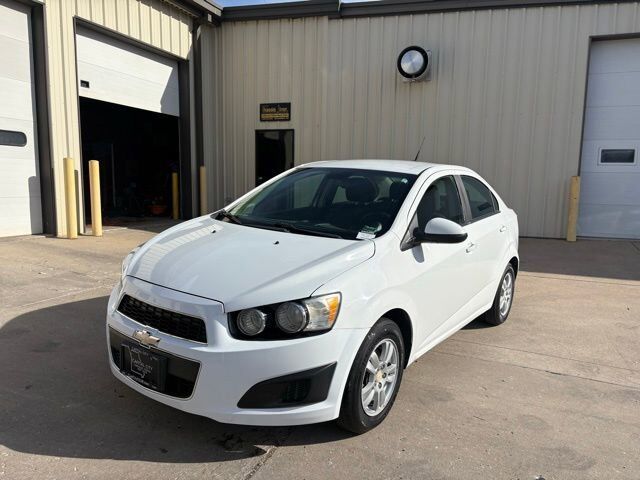 2013 CHEVROLET Sonic