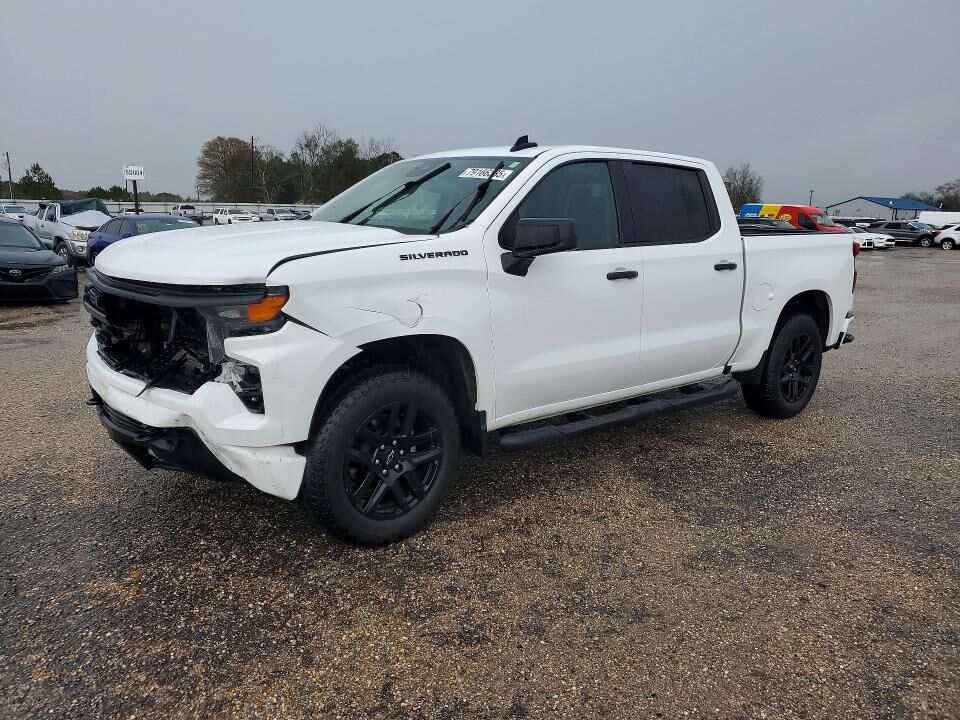 2024 CHEVROLET Silverado