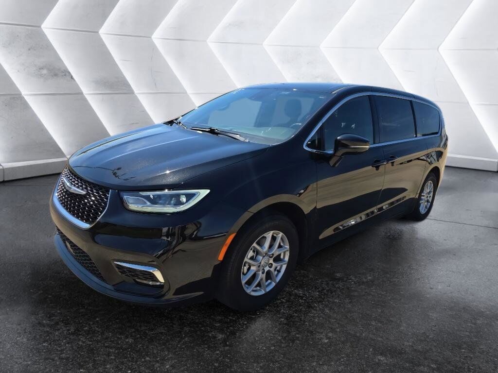 2025 CHRYSLER Pacifica