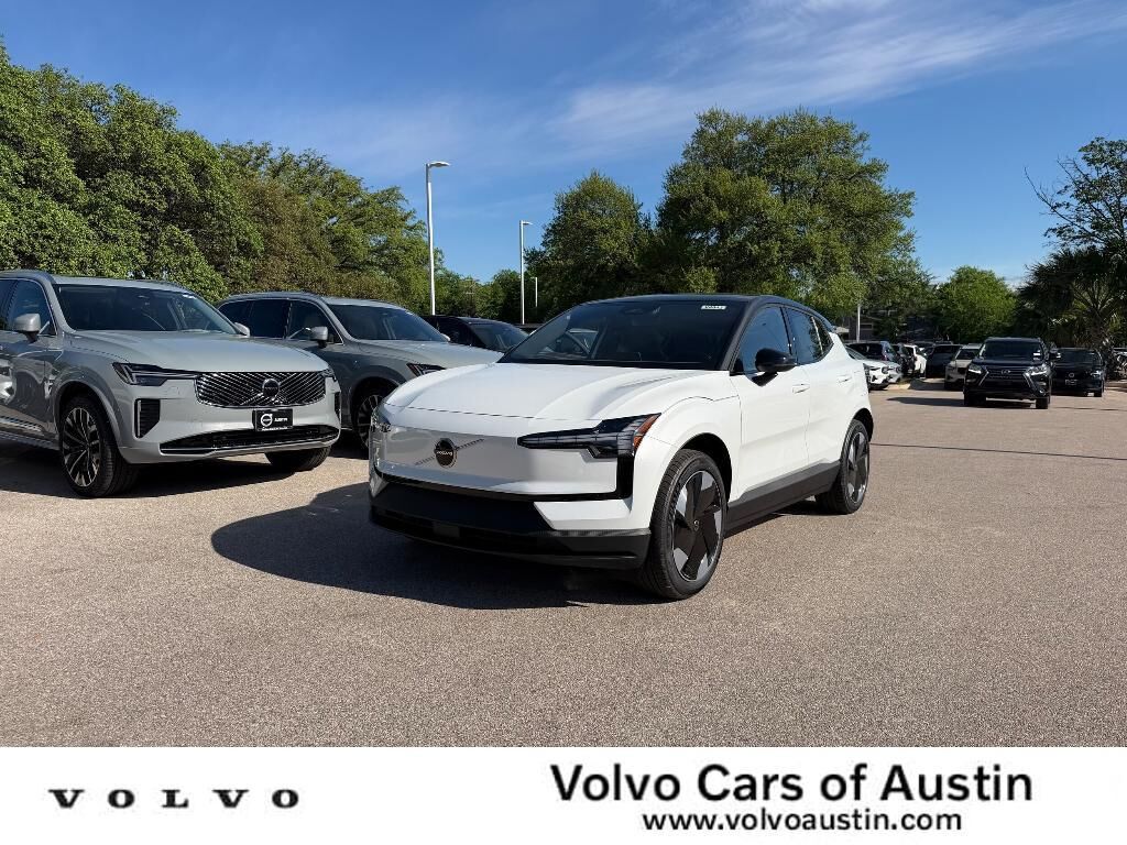 2026 VOLVO EX30