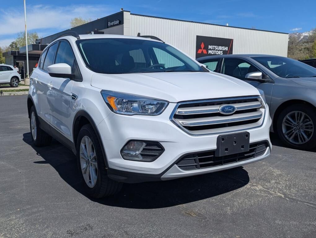 2018 FORD Escape