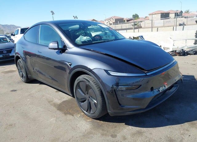 2026 TESLA Model Y