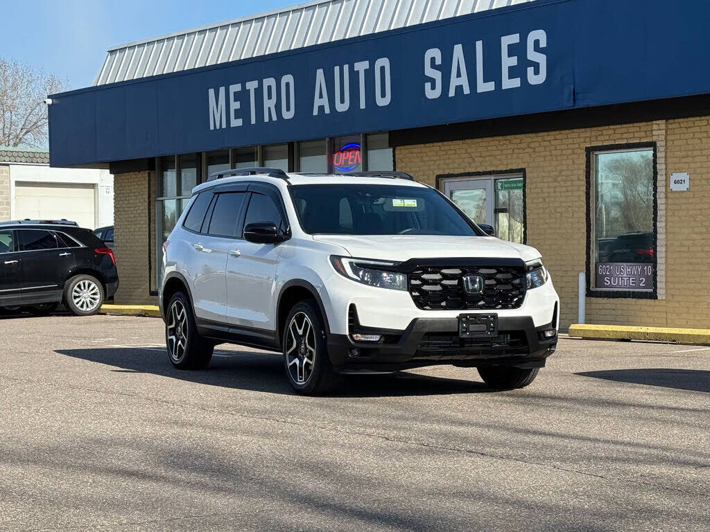 2023 HONDA Passport