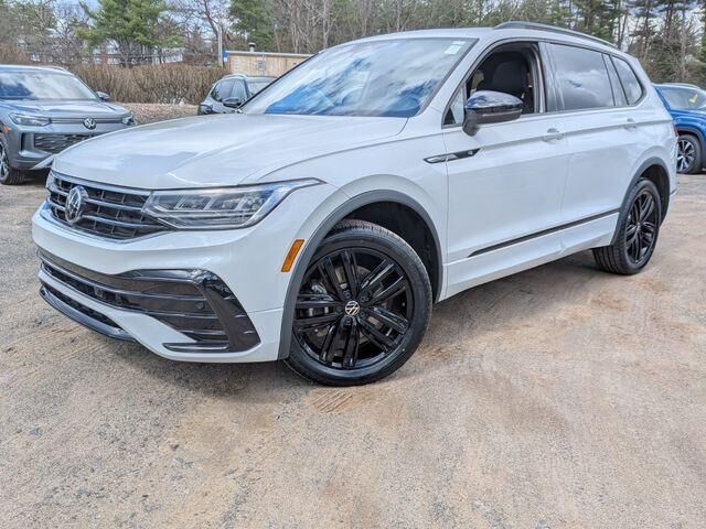 2022 VOLKSWAGEN Tiguan