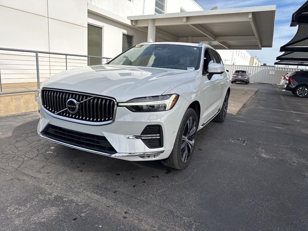 2023 VOLVO XC60