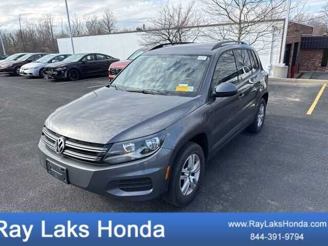 2016 VOLKSWAGEN Tiguan