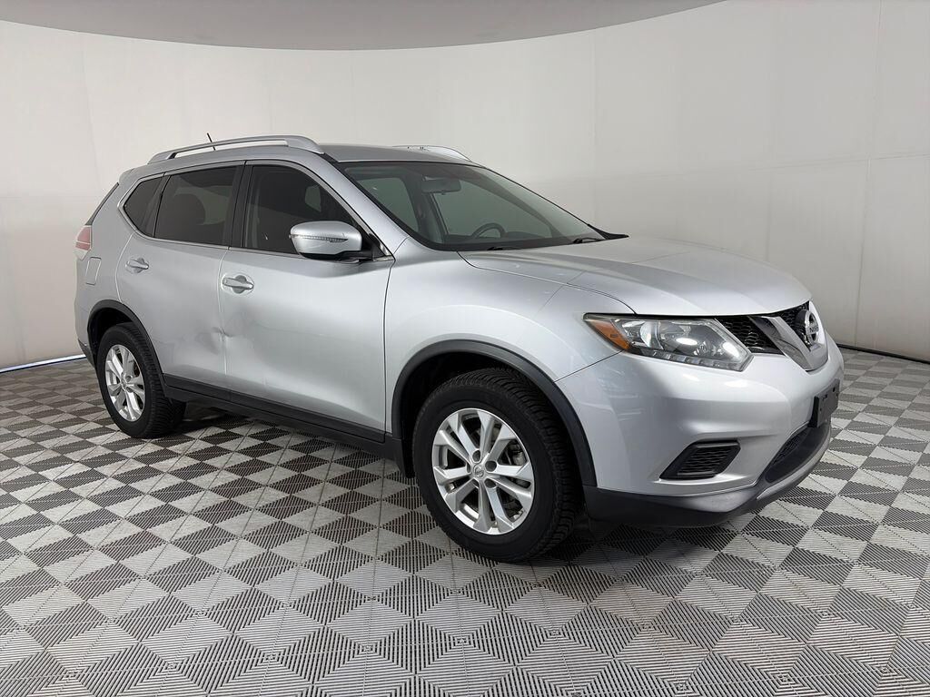 2015 NISSAN Rogue