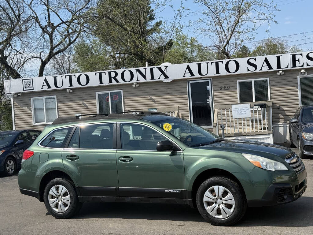 2013 SUBARU Outback