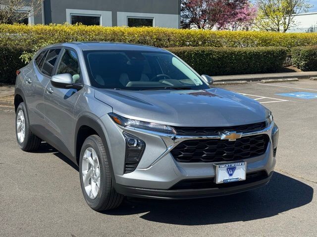 2026 CHEVROLET Trax