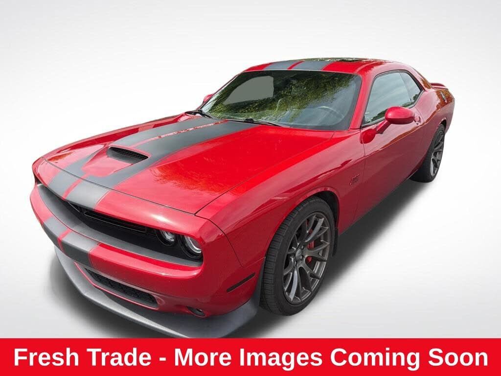 2016 DODGE Challenger