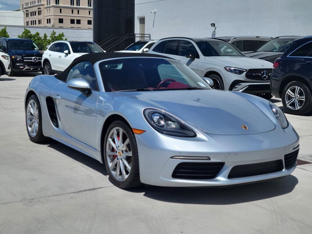 2017 PORSCHE Boxster