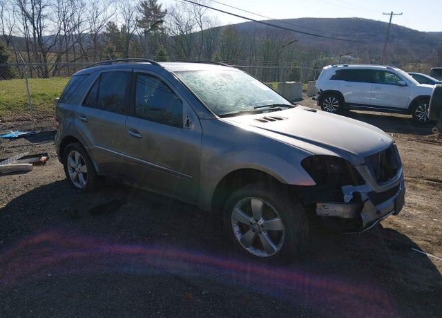 2011 MERCEDES-BENZ M-Class