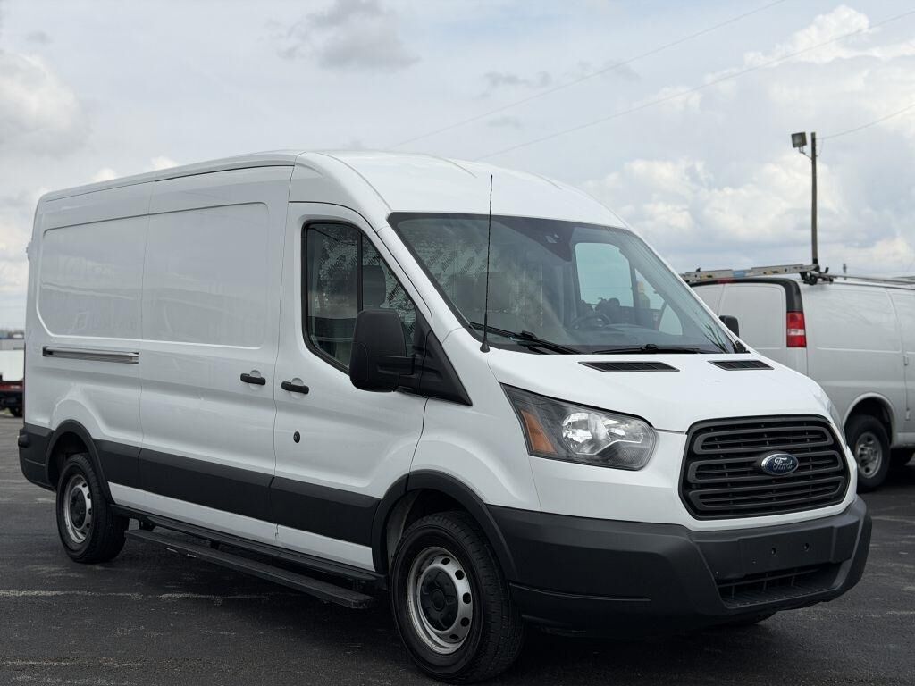 2018 FORD Transit