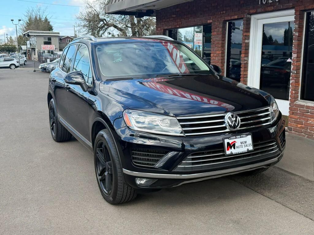 2015 VOLKSWAGEN Touareg