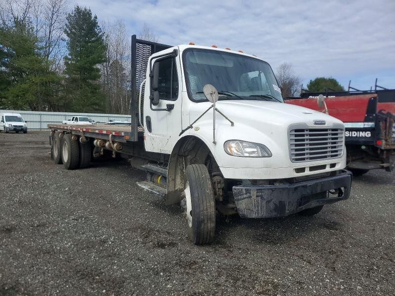 2017 FREIGHTLINER M2
